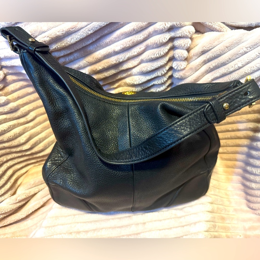 Tory Burch Amanda Shoulder Bag Black Pebbled Leather Gold Hardware Logo Rare - Picture 2 of 9